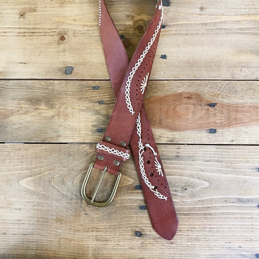 Linea Pelle Vintage Leather belt Hand Stitched design Pristine 32‎